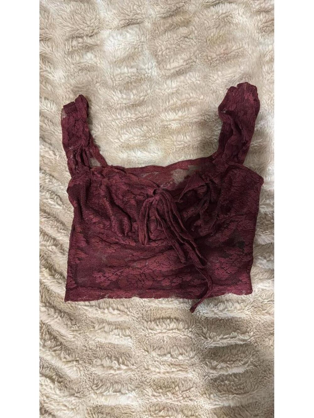 33. LACE CROPPED TOP